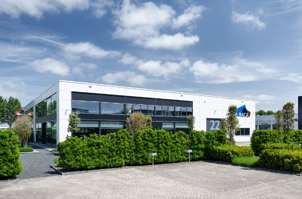 Het bedrijfspand van Raca Group in Hillegom.